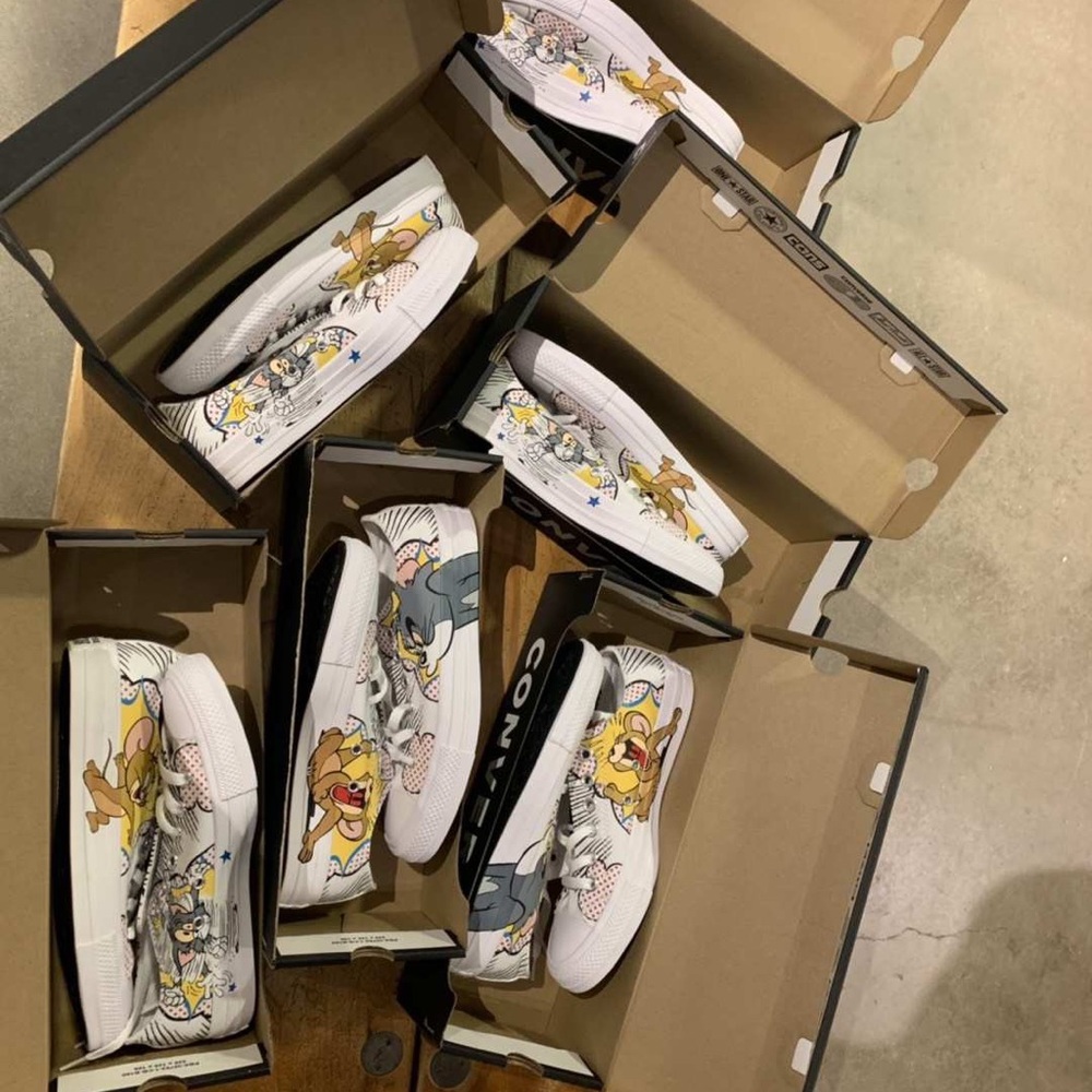 Converse Tom and Jerry 165732C Size M3.5 M4.5
